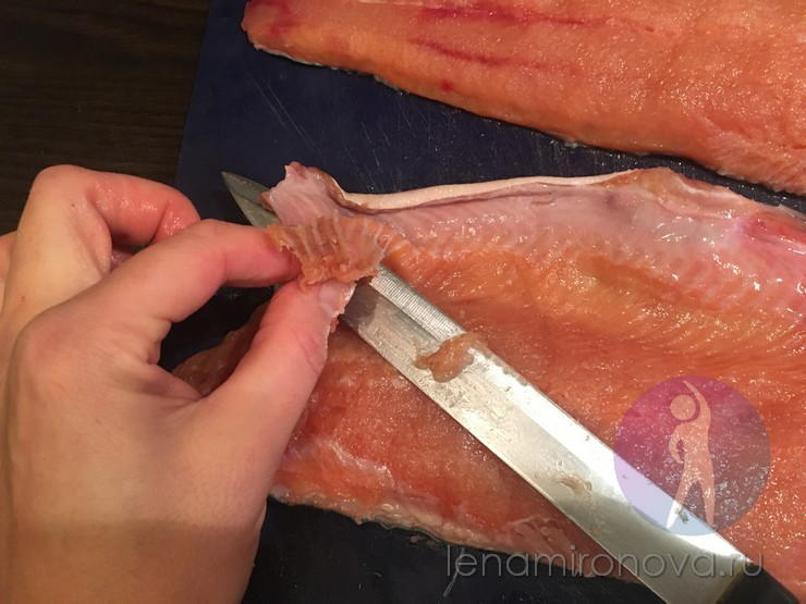 вырезание рыбной косточки